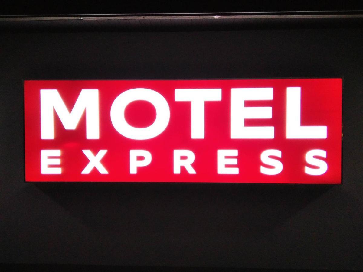 Motel Express Bogucin  Exterior foto